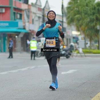 Runner Photo 8812336