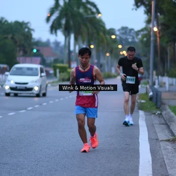 Runner Photo 8812340