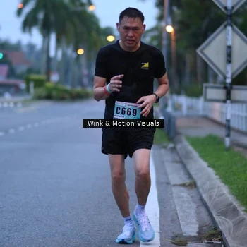 Runner Photo 8812342