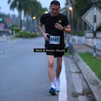 Runner Photo 8812343
