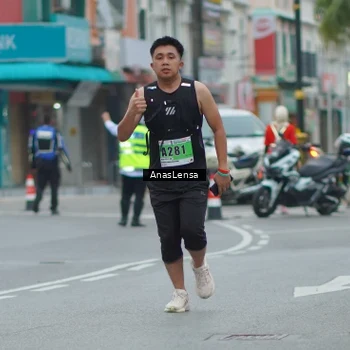 Runner Photo 8812352