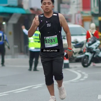 Runner Photo 8812356