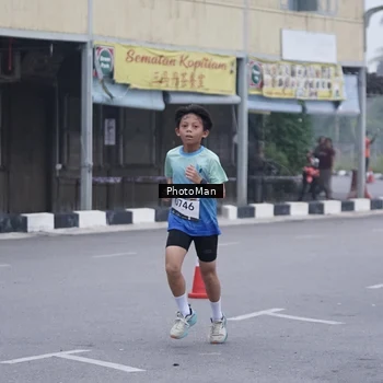 Runner Photo 8812358
