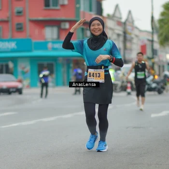 Runner Photo 8812361