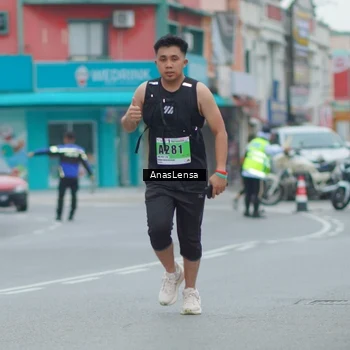 Runner Photo 8812362