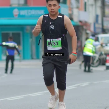 Runner Photo 8812364