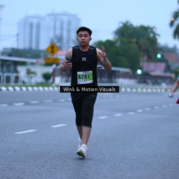 Runner Photo 8812378