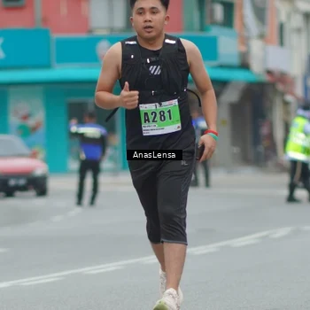 Runner Photo 8812380