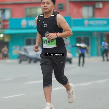Runner Photo 8812385