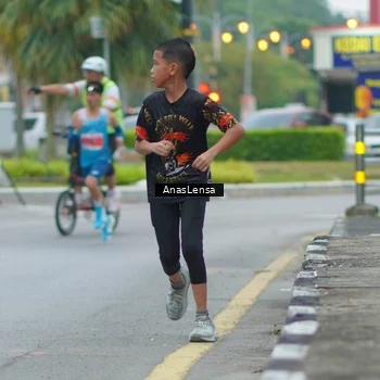 Runner Photo 8812392