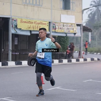 Runner Photo 8812394