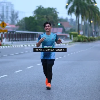 Runner Photo 8812430
