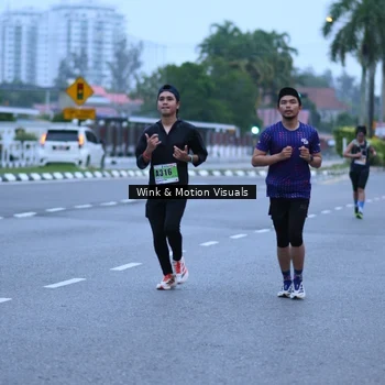 Runner Photo 8812439
