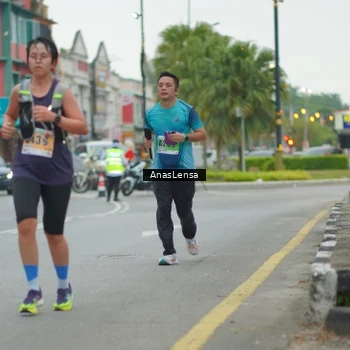 Runner Photo 8812478