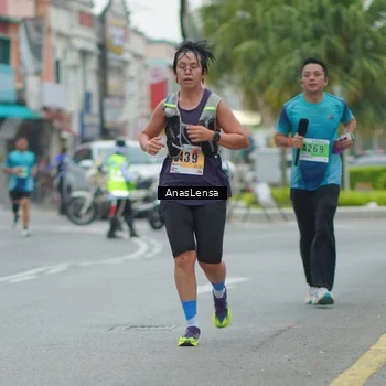 Runner Photo 8812479