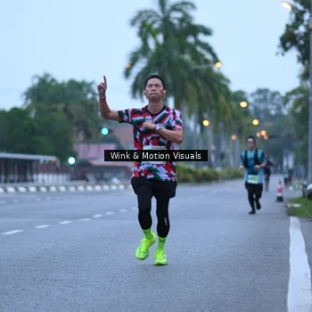 Runner Photo 8812500