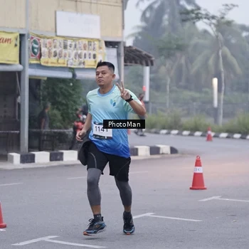 Runner Photo 8812501