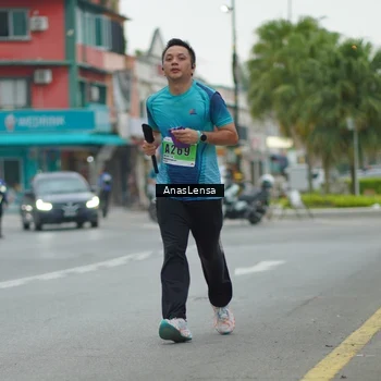 Runner Photo 8812516