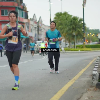 Runner Photo 8812518