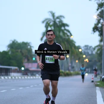 Runner Photo 8812554