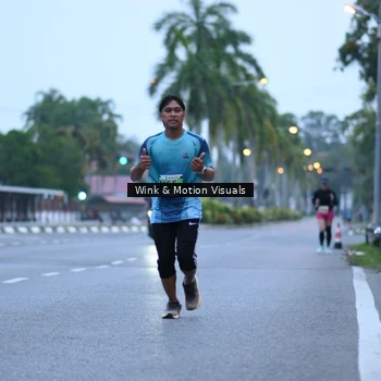 Runner Photo 8812559
