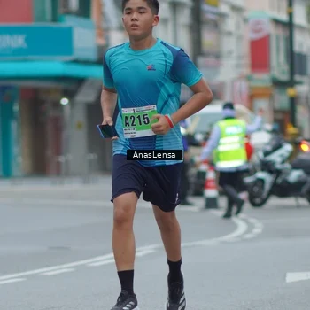 Runner Photo 8812567