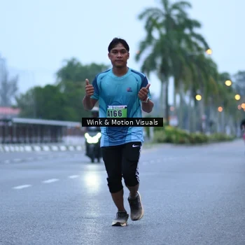 Runner Photo 8812570