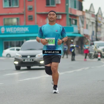 Runner Photo 8812573