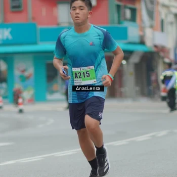 Runner Photo 8812574