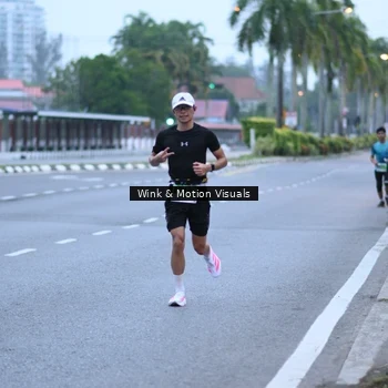Runner Photo 8812609