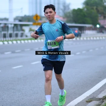 Runner Photo 8812639
