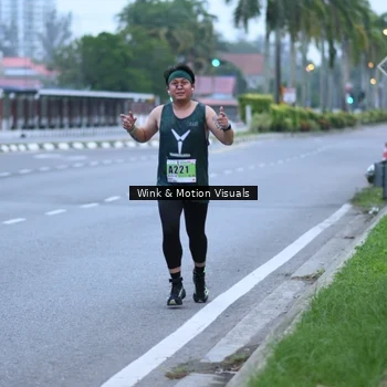 Runner Photo 8812656