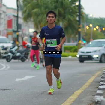 Runner Photo 8812667