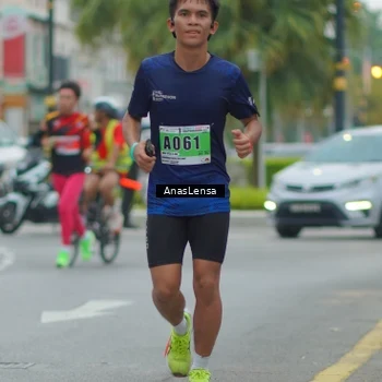 Runner Photo 8812670