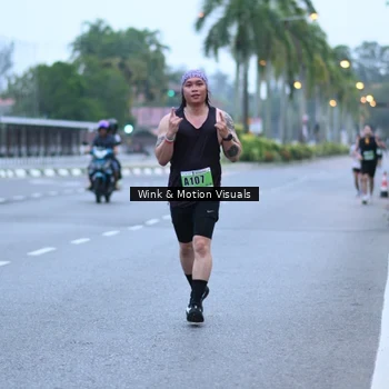 Runner Photo 8812688