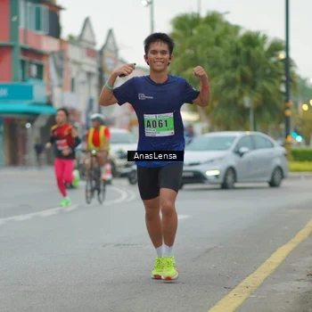 Runner Photo 8812695