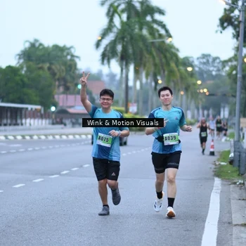 Runner Photo 8812699