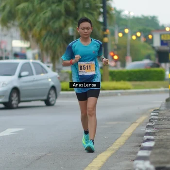 Runner Photo 8812707