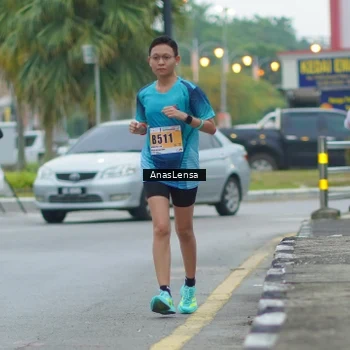 Runner Photo 8812708