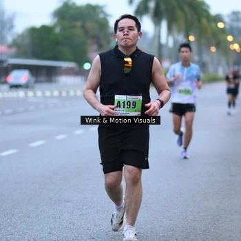Runner Photo 8812709