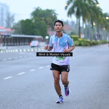 Runner Photo 8812721