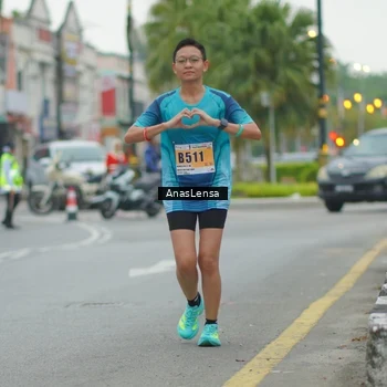 Runner Photo 8812727