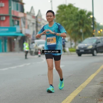 Runner Photo 8812728
