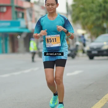 Runner Photo 8812742