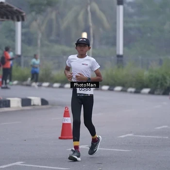 Runner Photo 8812775
