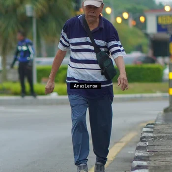Runner Photo 8812816