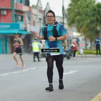 Runner Photo 8812835