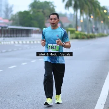 Runner Photo 8812854