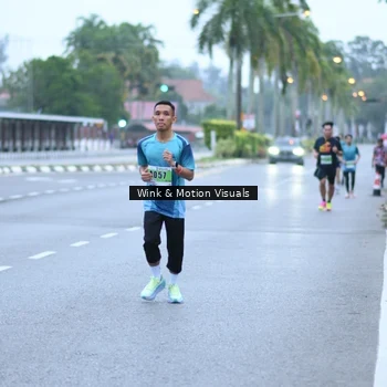 Runner Photo 8812875