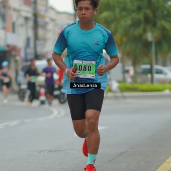 Runner Photo 8812878